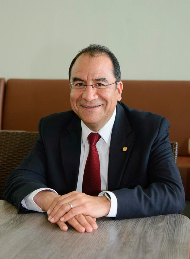 Dr. Abel Moreno Cárcamo